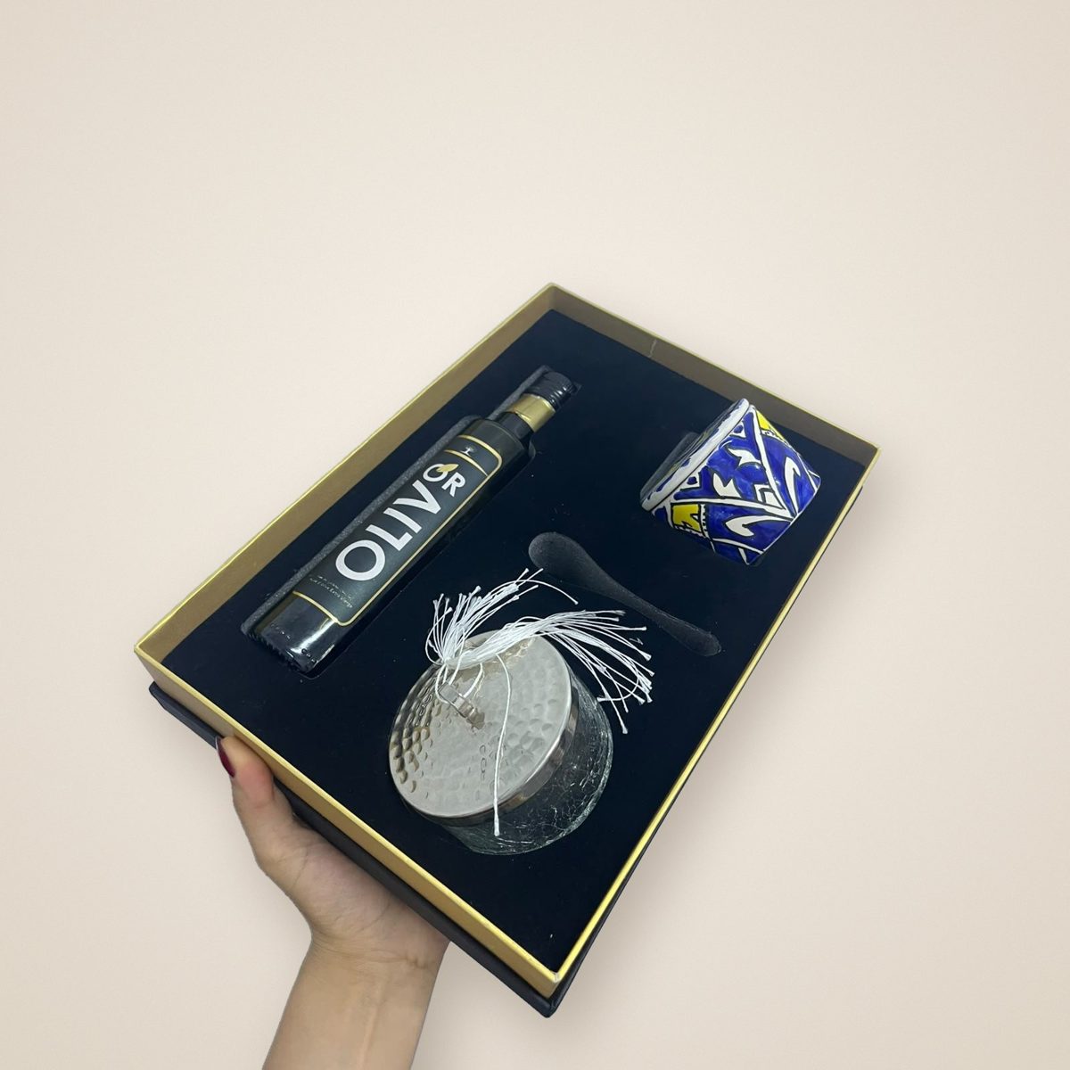 Coffret garni huile d'olive, calage sur mesure
